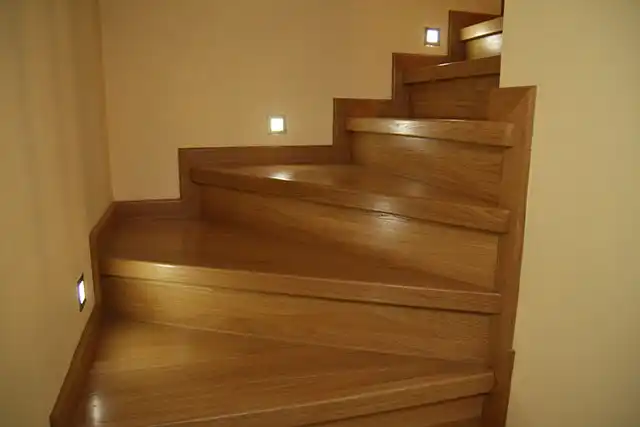 Escaleras de madera